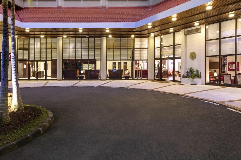 Ramada Hotel & Suites By Wyndham Noumea Bagian luar foto