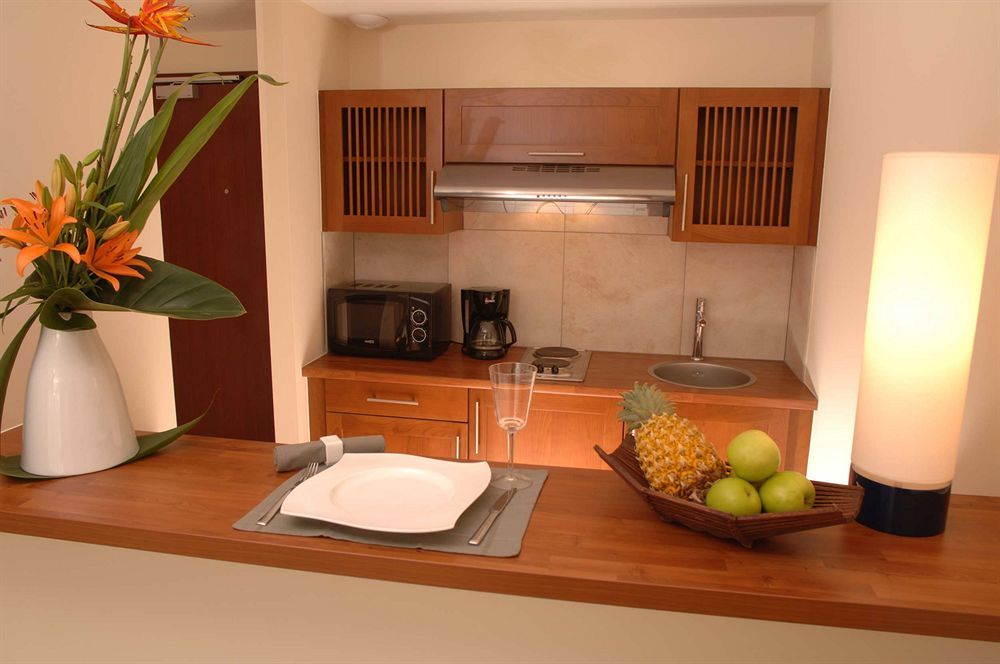 Ramada Hotel & Suites By Wyndham Noumea Ruang foto