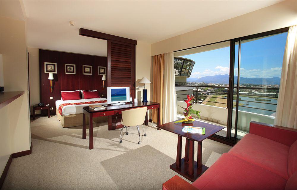 Ramada Hotel & Suites By Wyndham Noumea Bagian luar foto